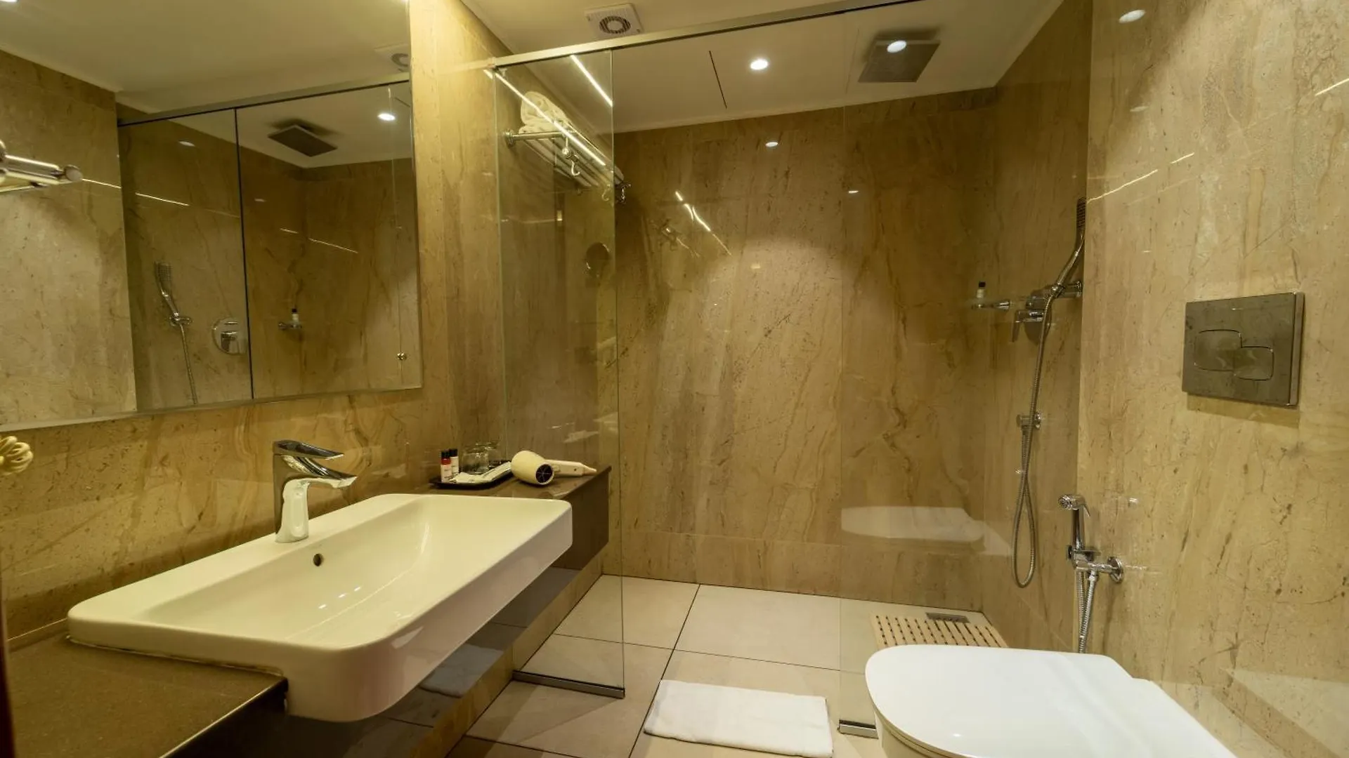 ****  Residency Tower Hotel Thiruvananthapuram Índia