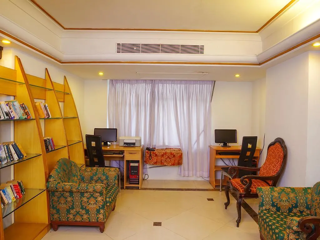 Residency Tower Hotel Thiruvananthapuram 4*,