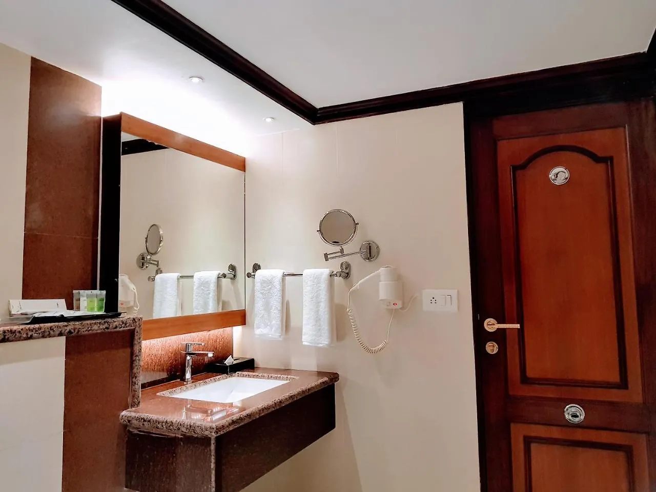 Hotel Residency Tower Thiruvananthapuram