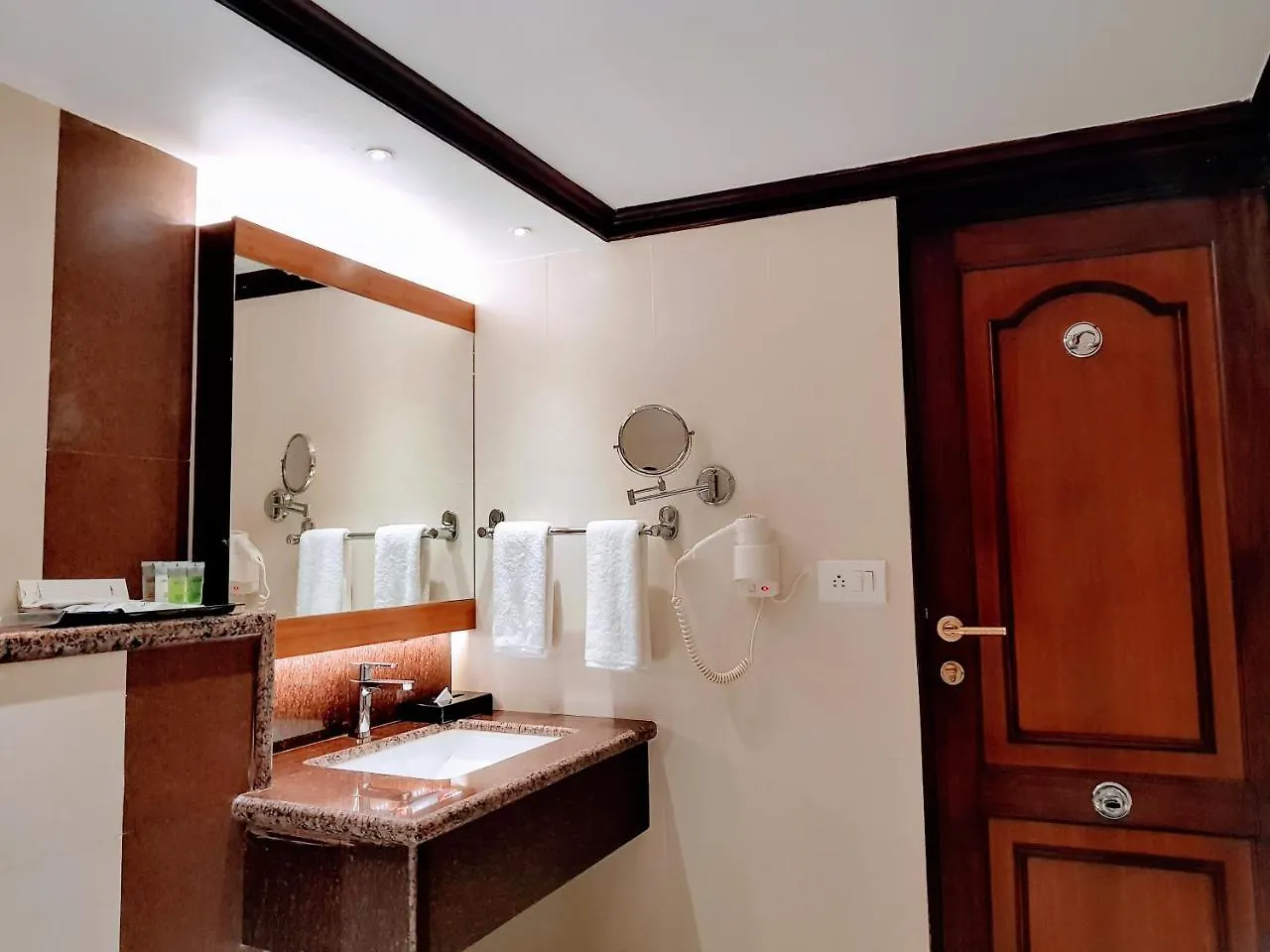 Residency Tower Hotel Thiruvananthapuram
