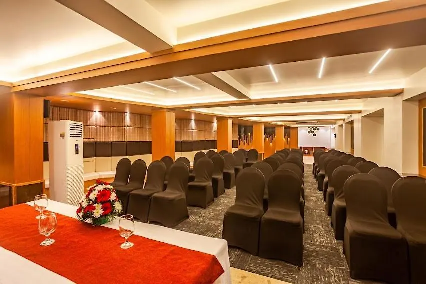 Residency Tower Hotel Thiruvananthapuram 4*,