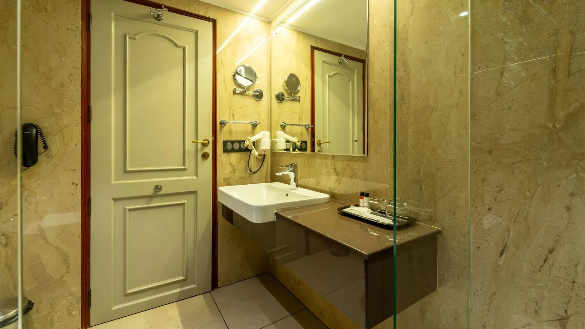 Residency Tower Hotel Thiruvananthapuram